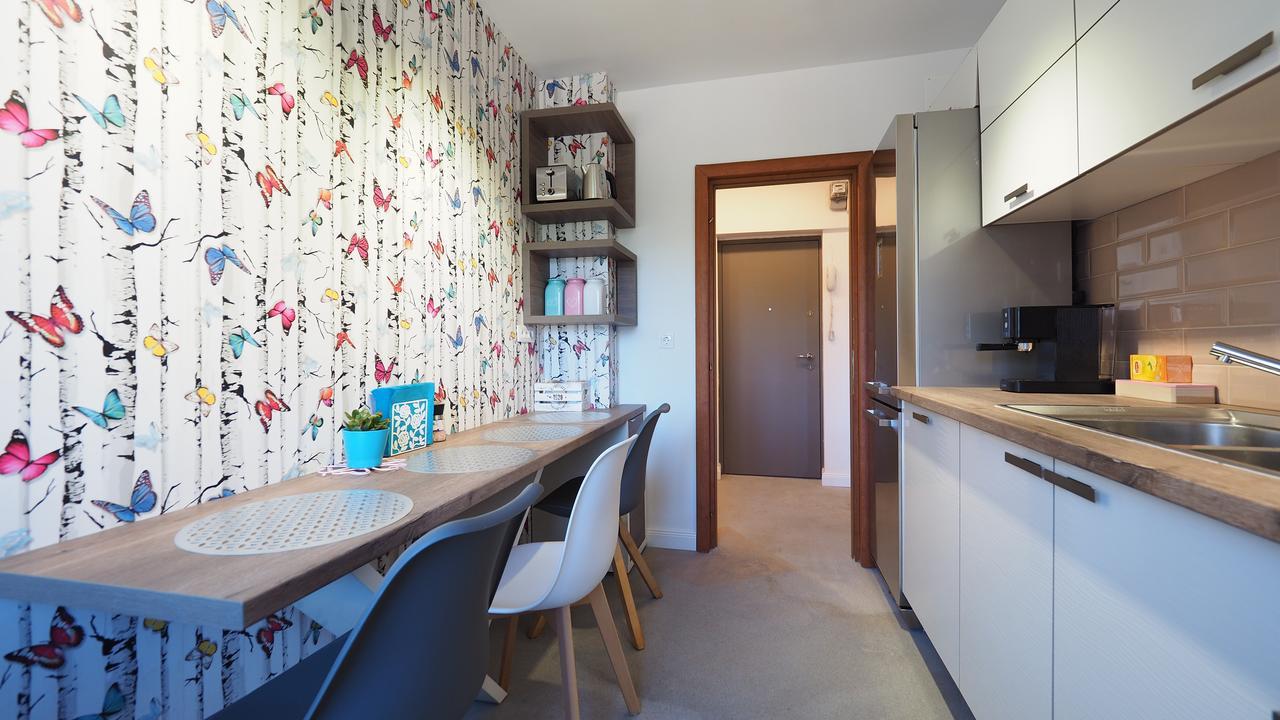 The One Bratianu Old Town Heritage Apartment