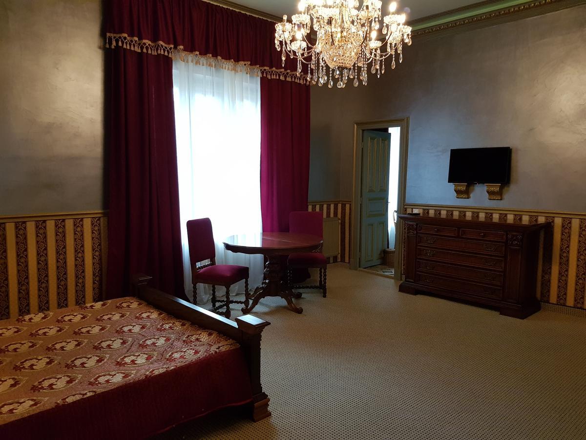 Nf Palace Old Bucureşti