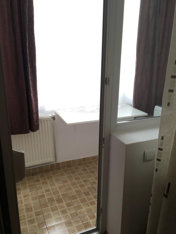 Regim Fundeni Restaurant Margineni Apartment