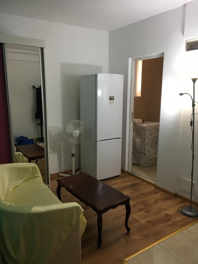 Apartment Regim Fundeni Restaurant Margineni