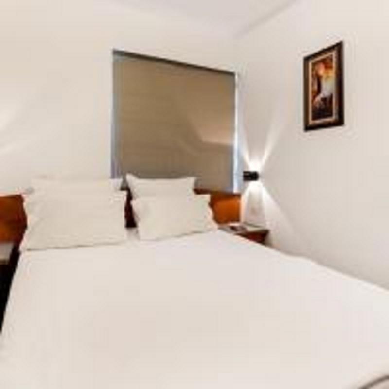 Duke Romana Center Hotel 3*