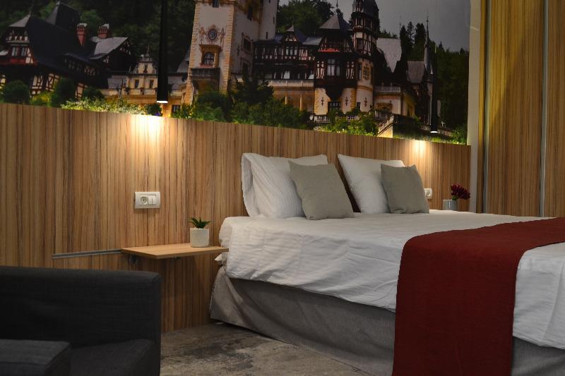 Ymy Boutique 4* Bucharest