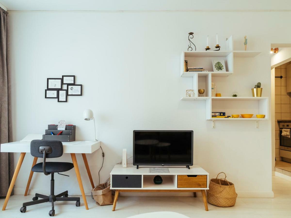Romanian Atheneum Apartment *