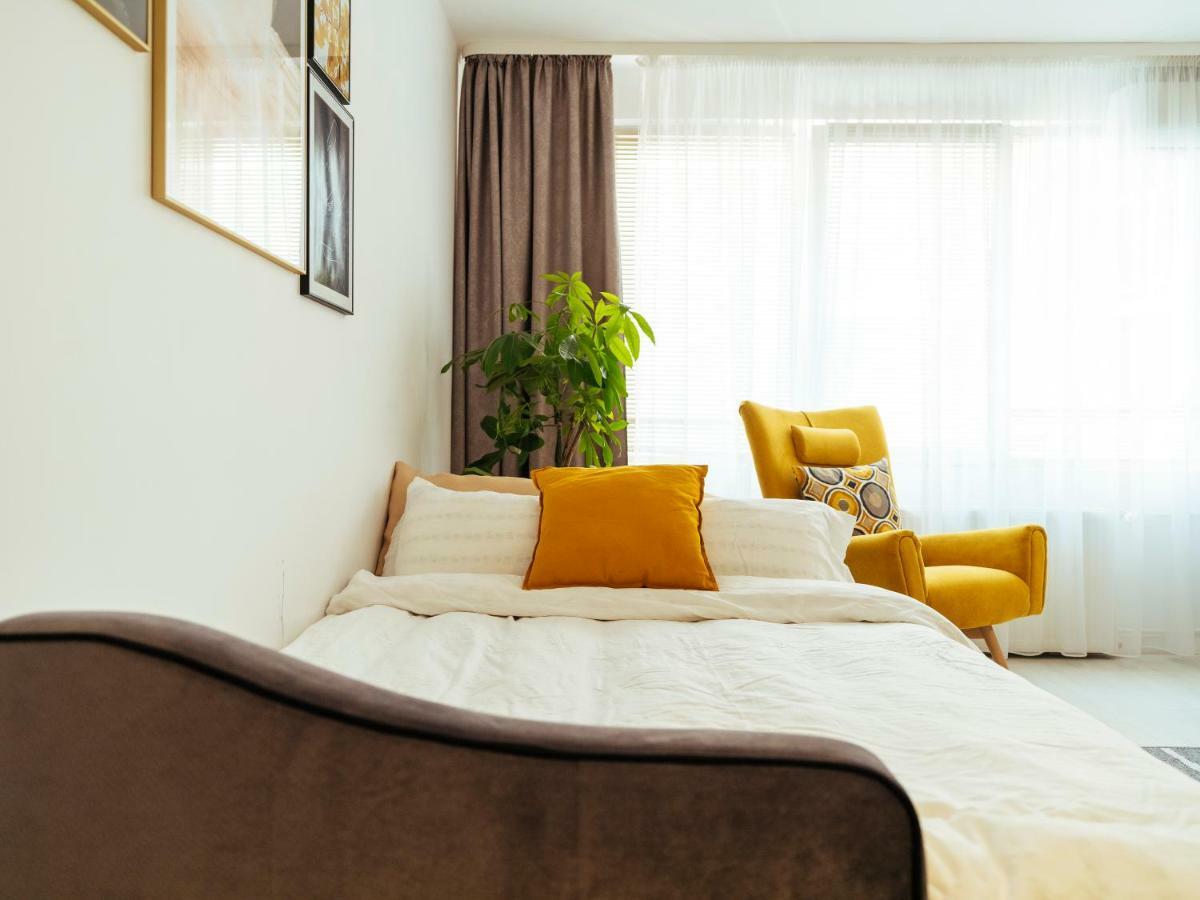 Apartment Romanian Atheneum Bucharest