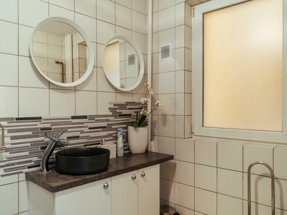 Romanian Atheneum Apartment *