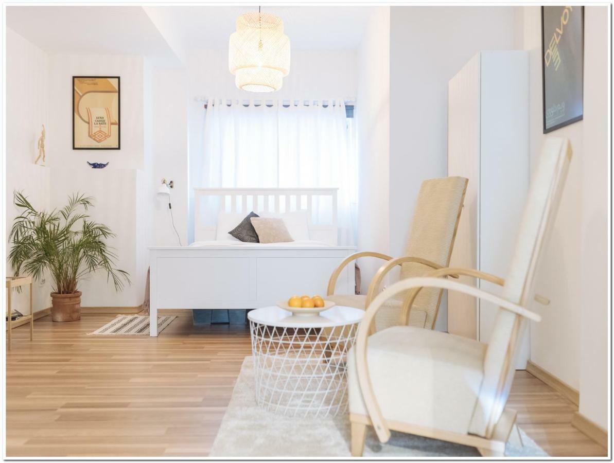 Old Town - Universitate Studio Apartamento