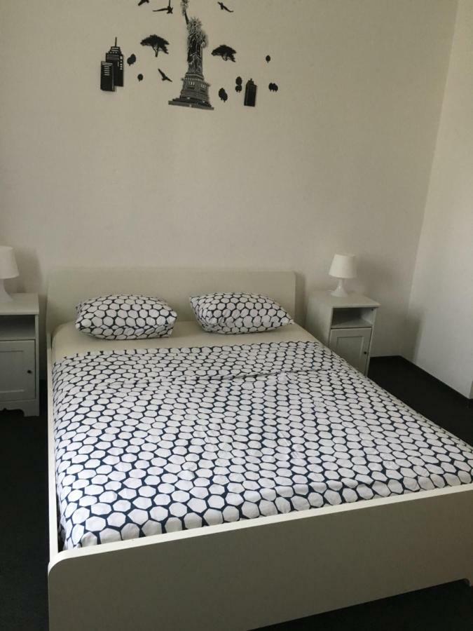 Regim Universitate Apartment Bucharest