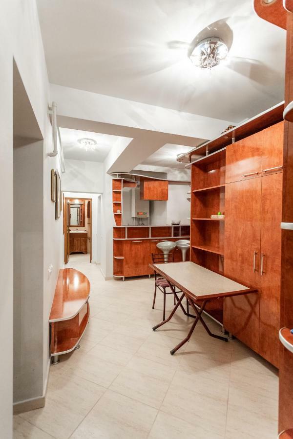 Apartamento Calderon Studio Bucareste