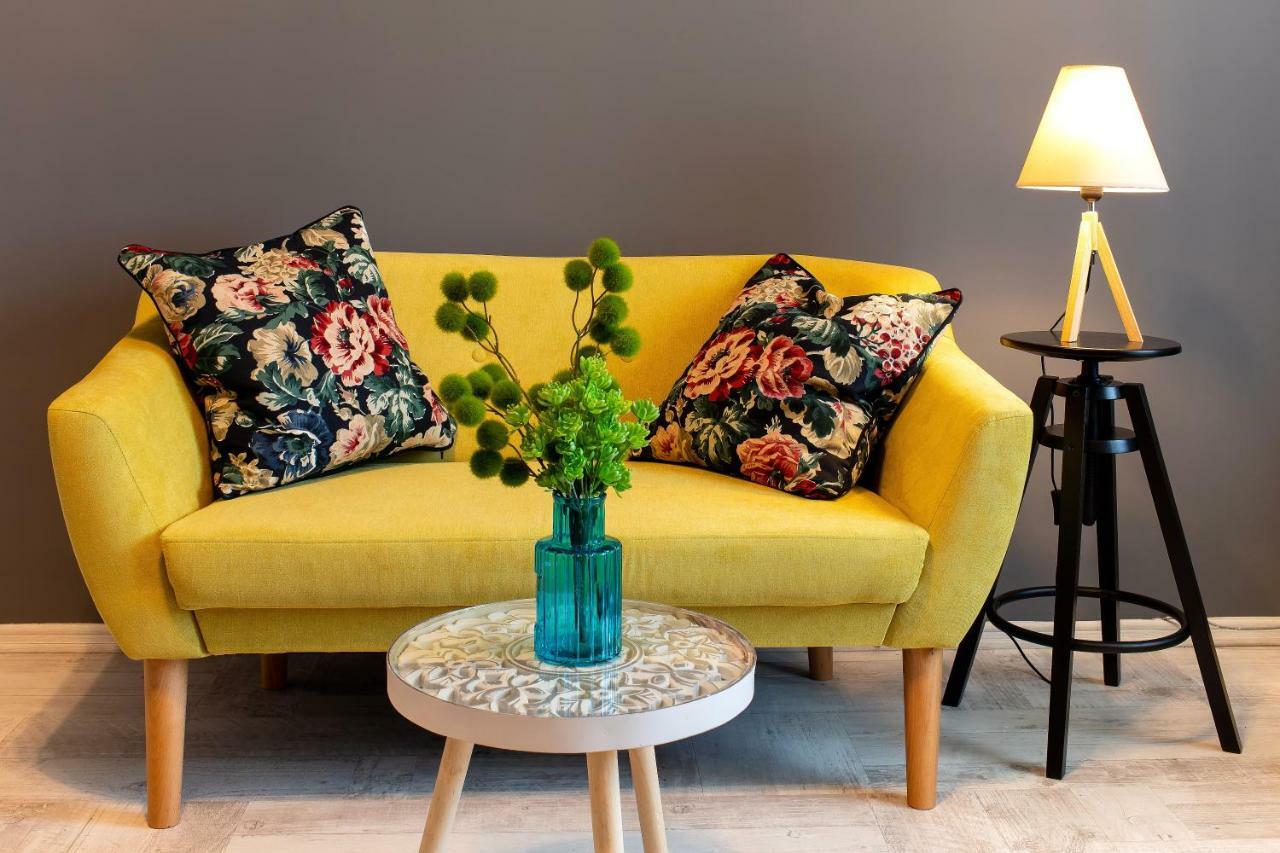 Apartamento Meet The ''frida Kahlo'' Vibrant Inspiration