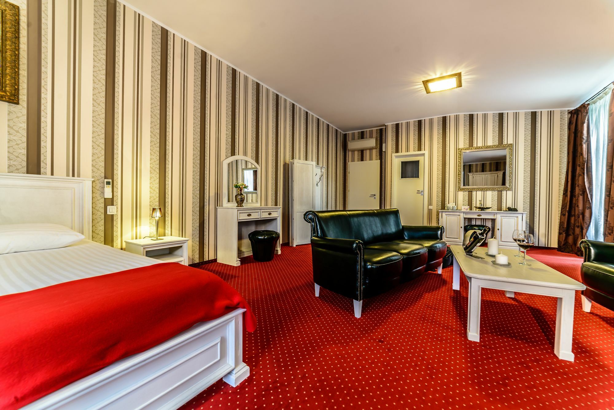 Casa Artisti Hotel 3*