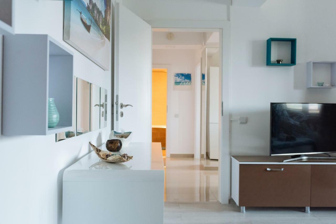 Luxury Flat 9 Near Metro