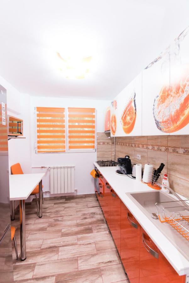 Apartment Red *