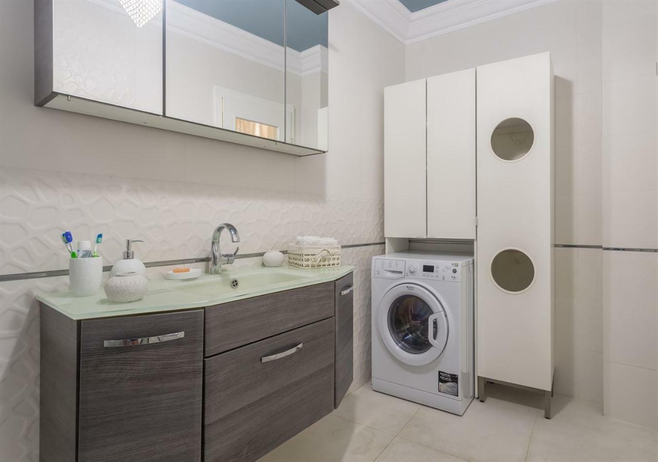 Apartino - Luxury View - Self Check-in * Bucureşti