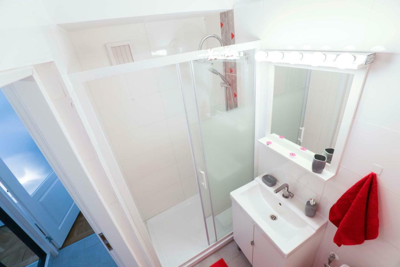 Victoria Avenue Apartament *