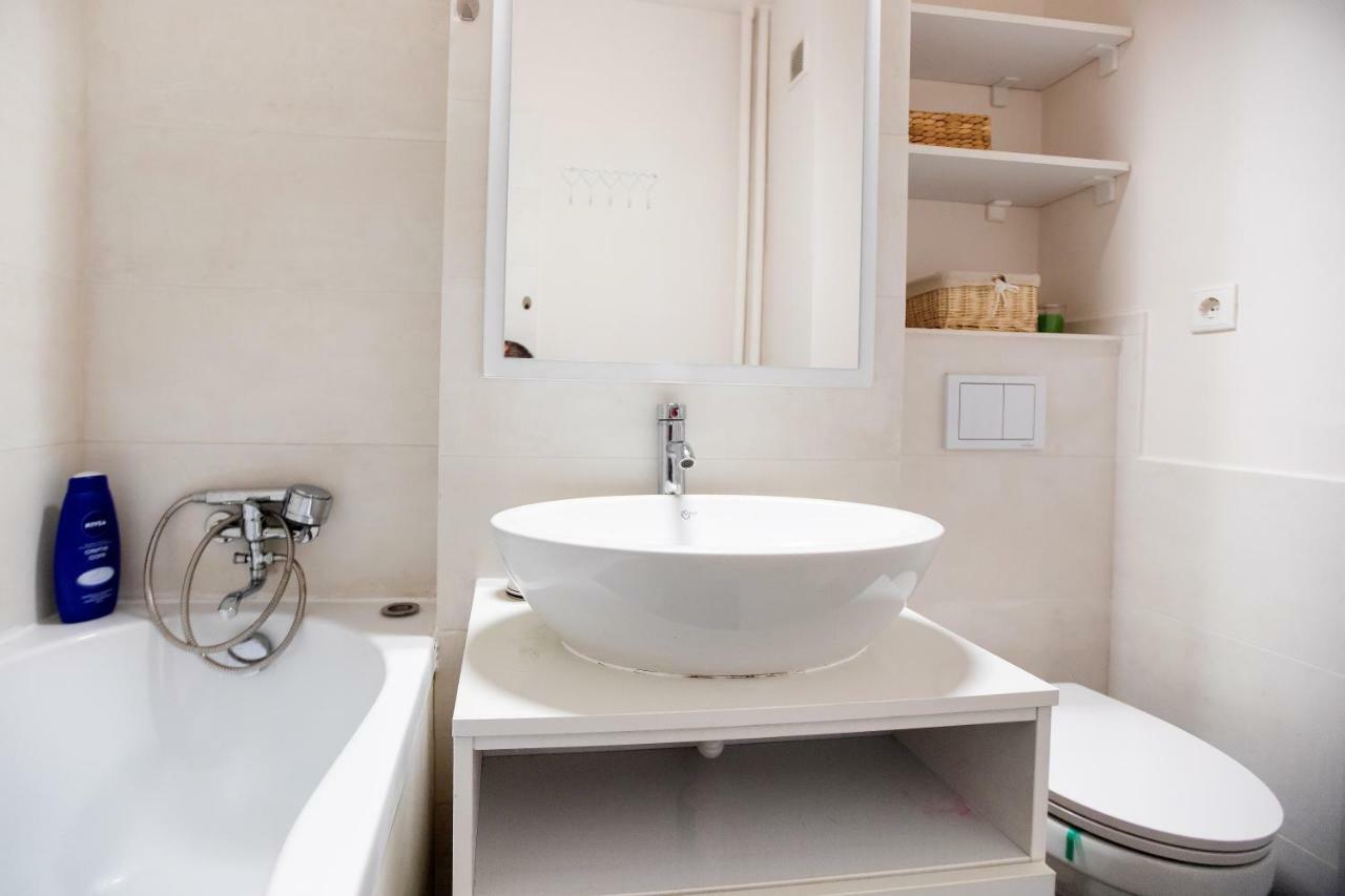 Meet The ''frida Kahlo'' Vibrant Inspiration Apartamento *