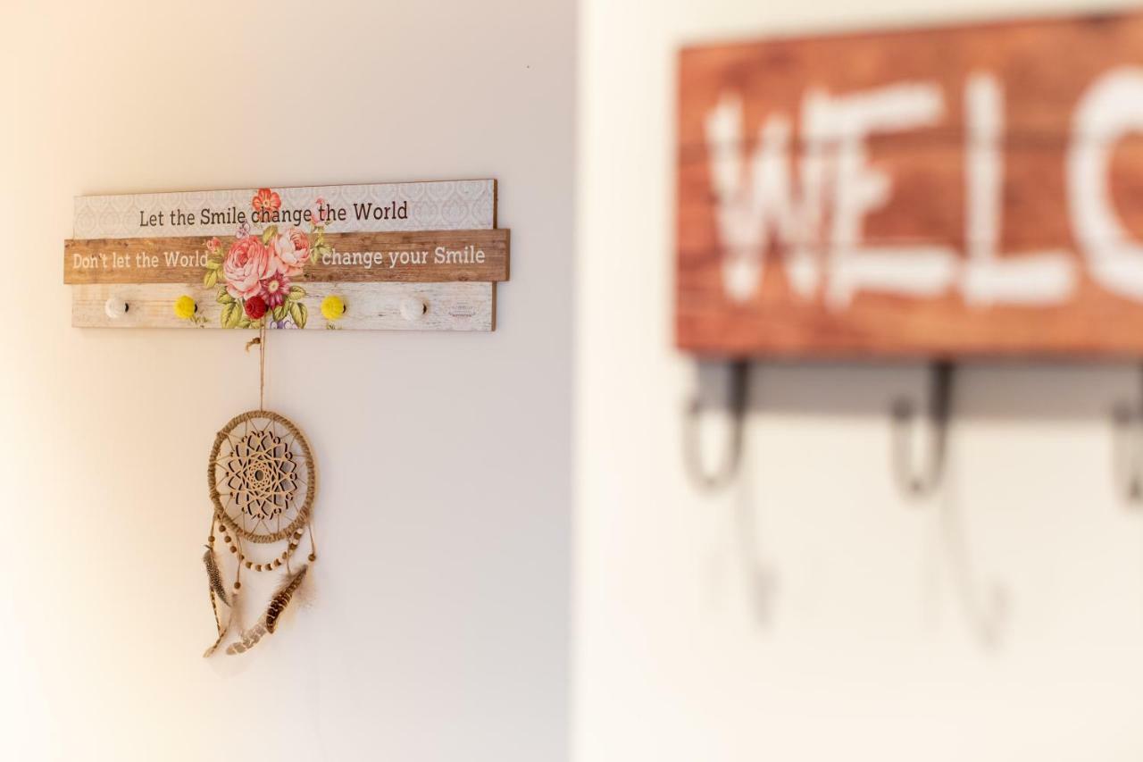 Meet The ''frida Kahlo'' Vibrant Inspiration Apartamento Bucareste