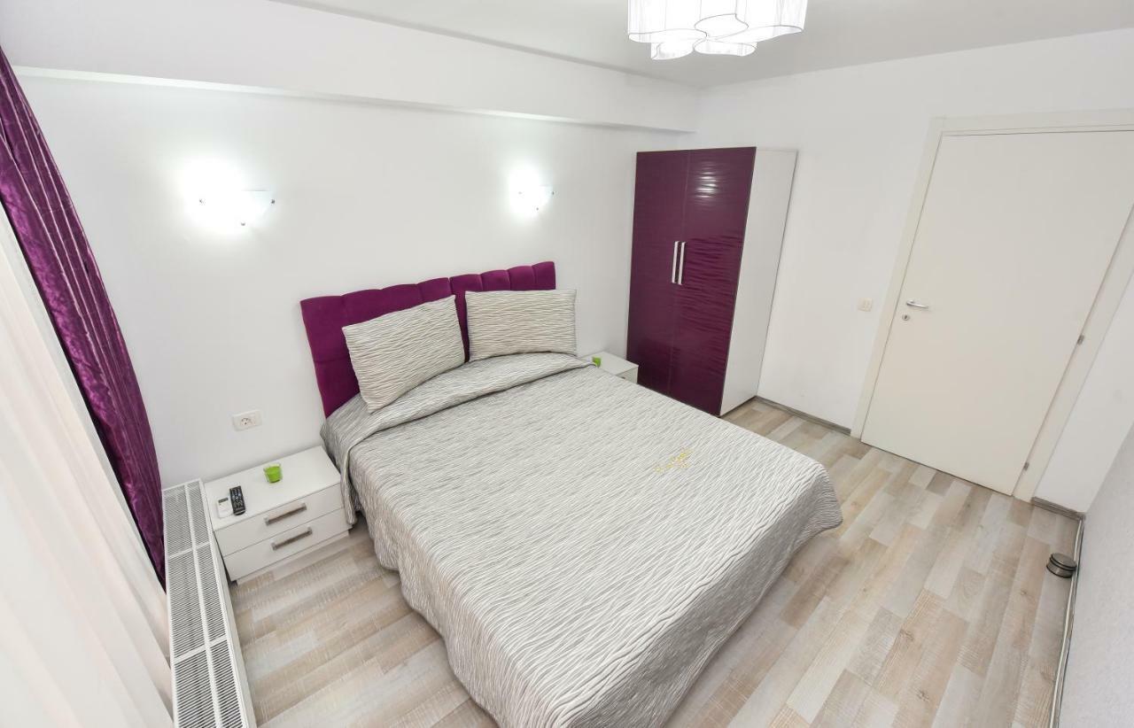 Center With Terrace Apartament Bucureşti