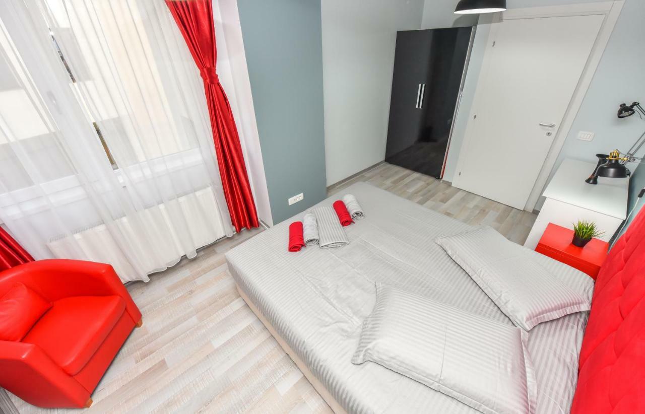Apartament Center With Terrace