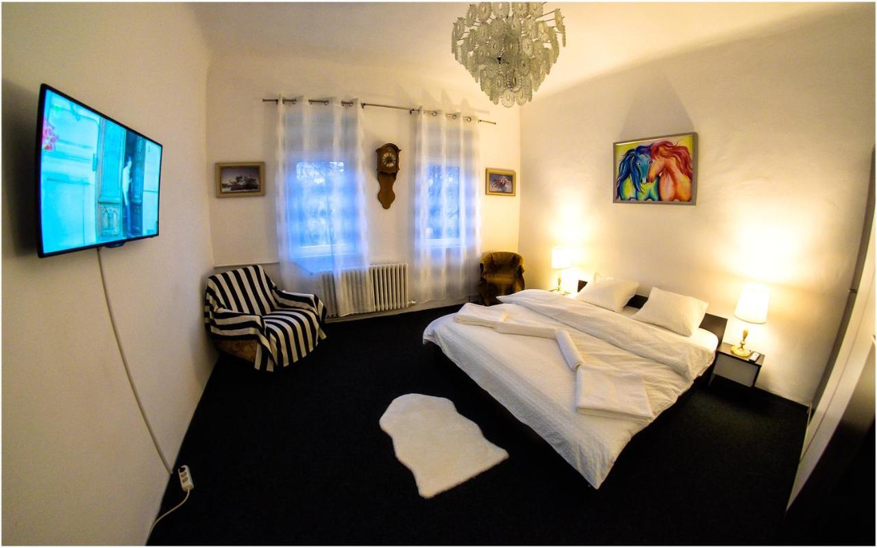Apartament Clucerului Sun *