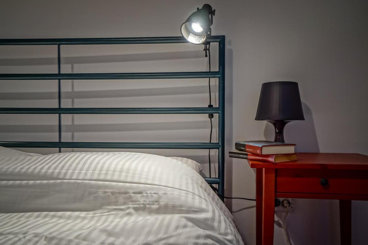 Le Petit Paris - 1bdr Apt. Alba Iulia Square Bucureşti