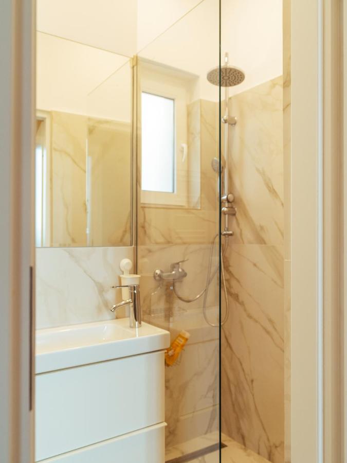 Beautiful - Location - Amazing Balcony Apartament Bucureşti