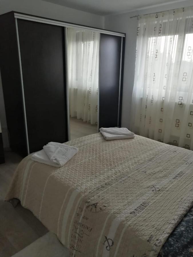 Casa Mirela * Bucharest