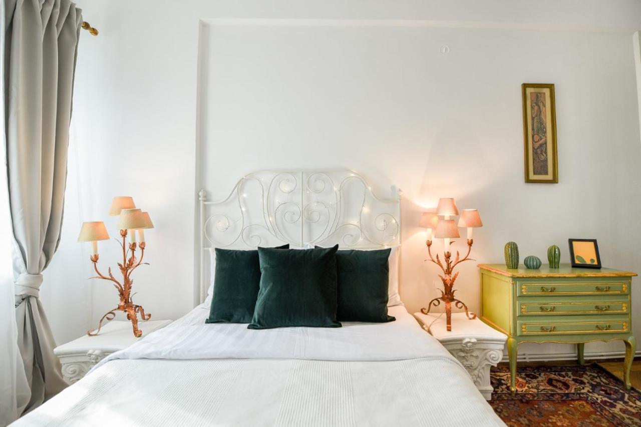 The Little Paris In Apartament