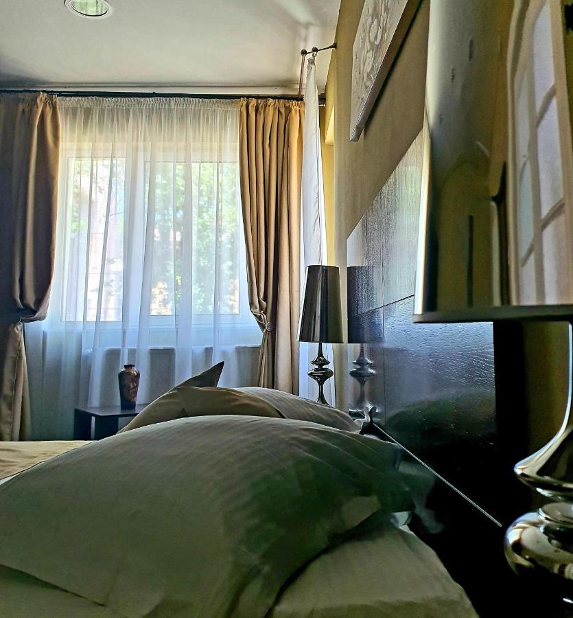 Casa Artisti Hotel