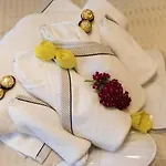 Golden Apartment Baneasa