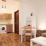 Ultracentral Apartament With Balcony - Old Town