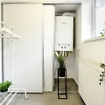 Spacious 1Br In The City Center - Amazing For Extended Stays