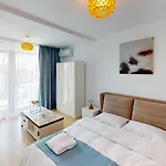 Le Blanc Aparthotel