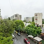 Felicity Apartment By The Park