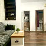 Charming Studio In Center Of Bucharest,Ground Floor, Near Old City