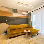 Blue Spot - Chic Pipera Getaway With Balcony