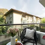 Vivando - Bright 1Br - Green View Balcony - Parking