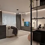 Urban Haven - Modern Central Studio