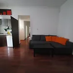 Unirii Guest