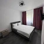 Apartament 3 Camere Trapezului