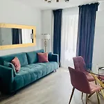Metropole Apartments Central City
