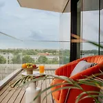 One Mircea Eliade - Luxurious Apartments With Panoramic City And Park View