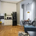 Superb 2Br Flat - Amzei Square