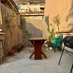 Ultra Central Villa Apartment