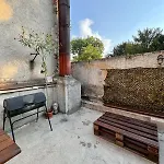 Ultra Central Villa Apartment