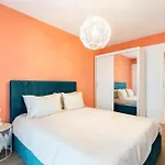 Coral Breeze
