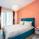Coral Breeze