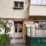 My House - Ultracentral Romana Square Near Old Town