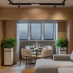 Designer\'S Delight: Modern 1Br Near City Center