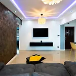 Lazys Haven Modern 3R Apt In City Center