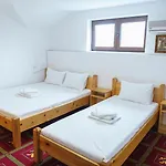 Hostel Km 0